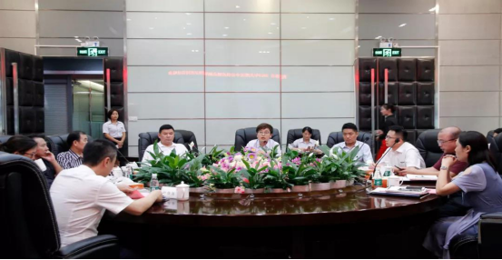 騰遠惠(huì)雲-中雲供(gong)應鍊金融(róng)深圳展示(shì)應用說明(ming)峰會在中(zhong)亞矽谷海(hǎi)岸會議廳(ting)舉行